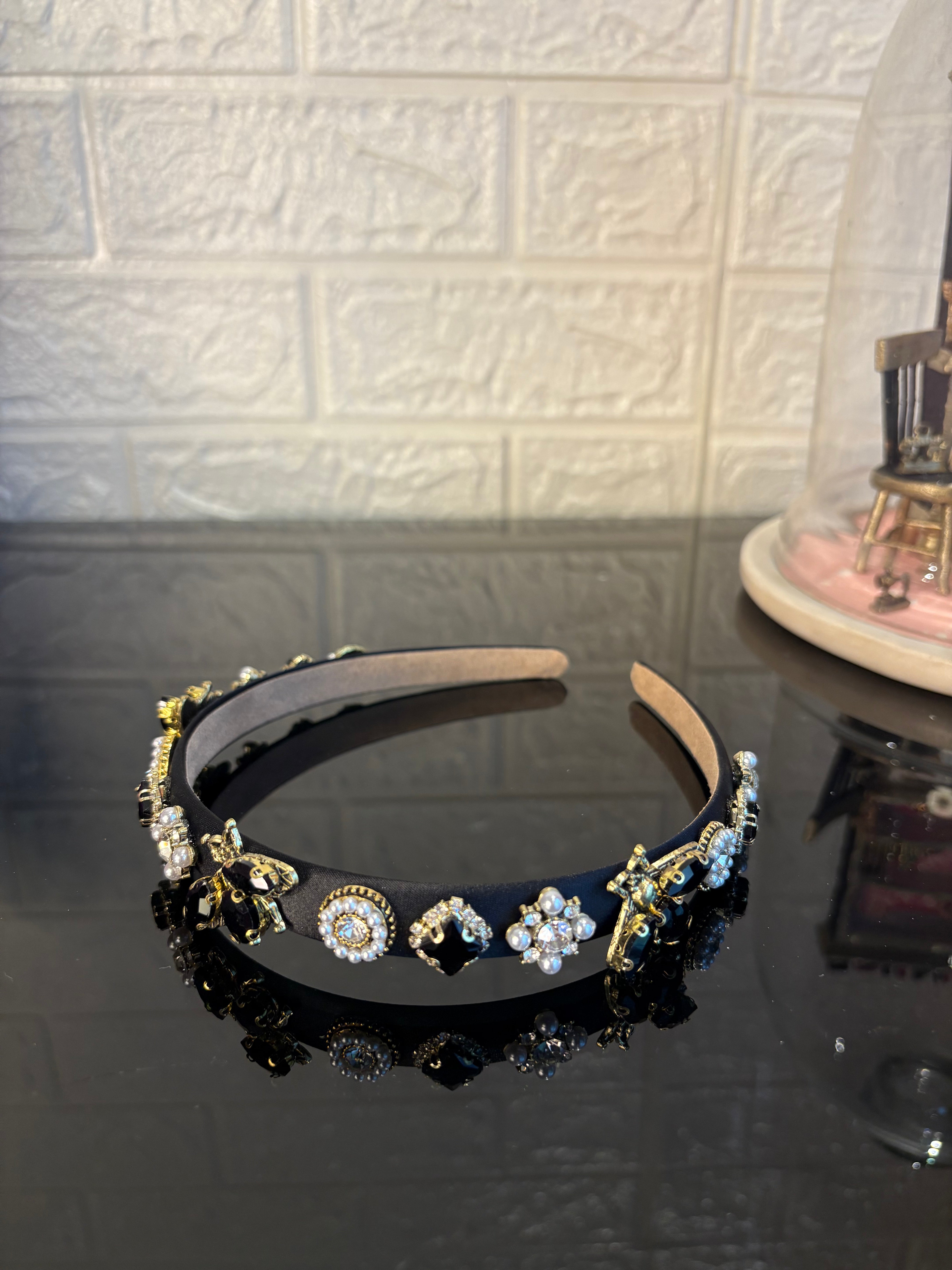 Black Jewel Charms Hairband