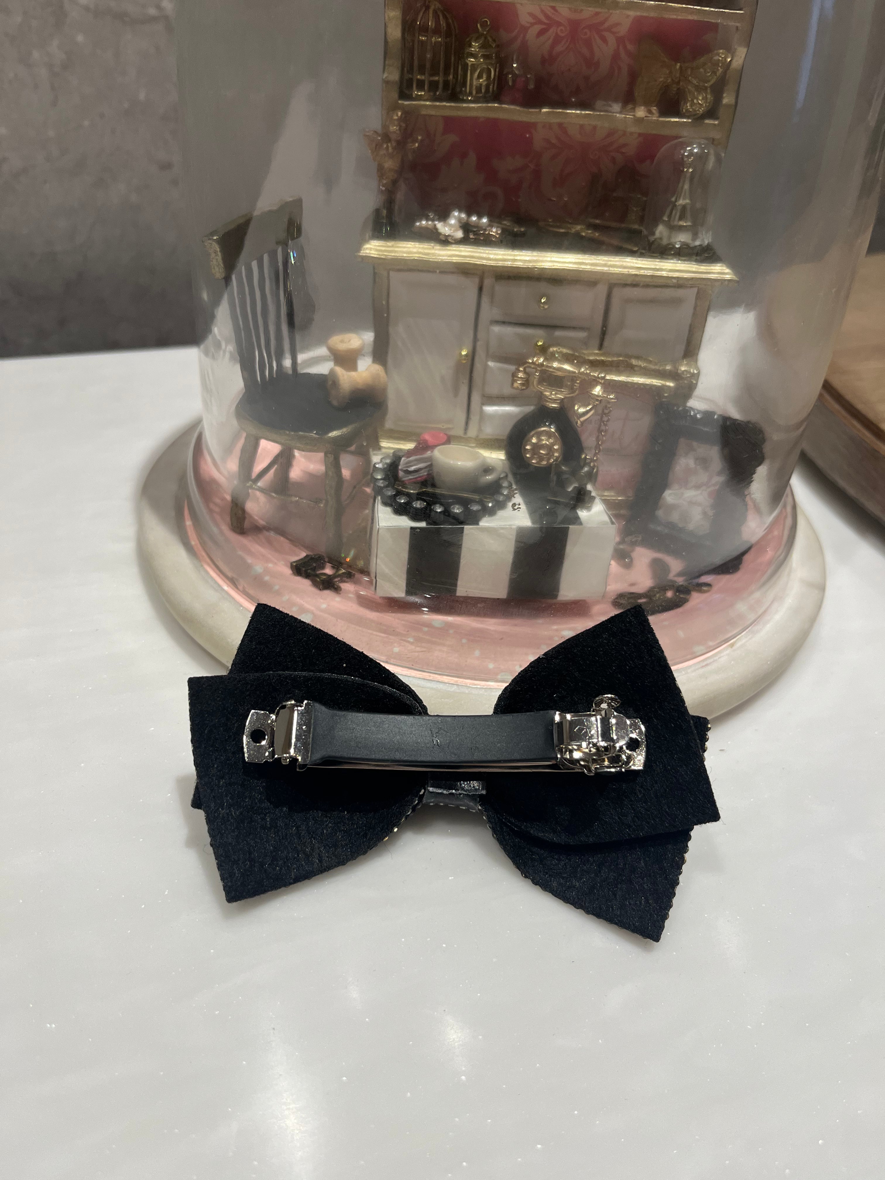 Dazzle Grey Hair Bow