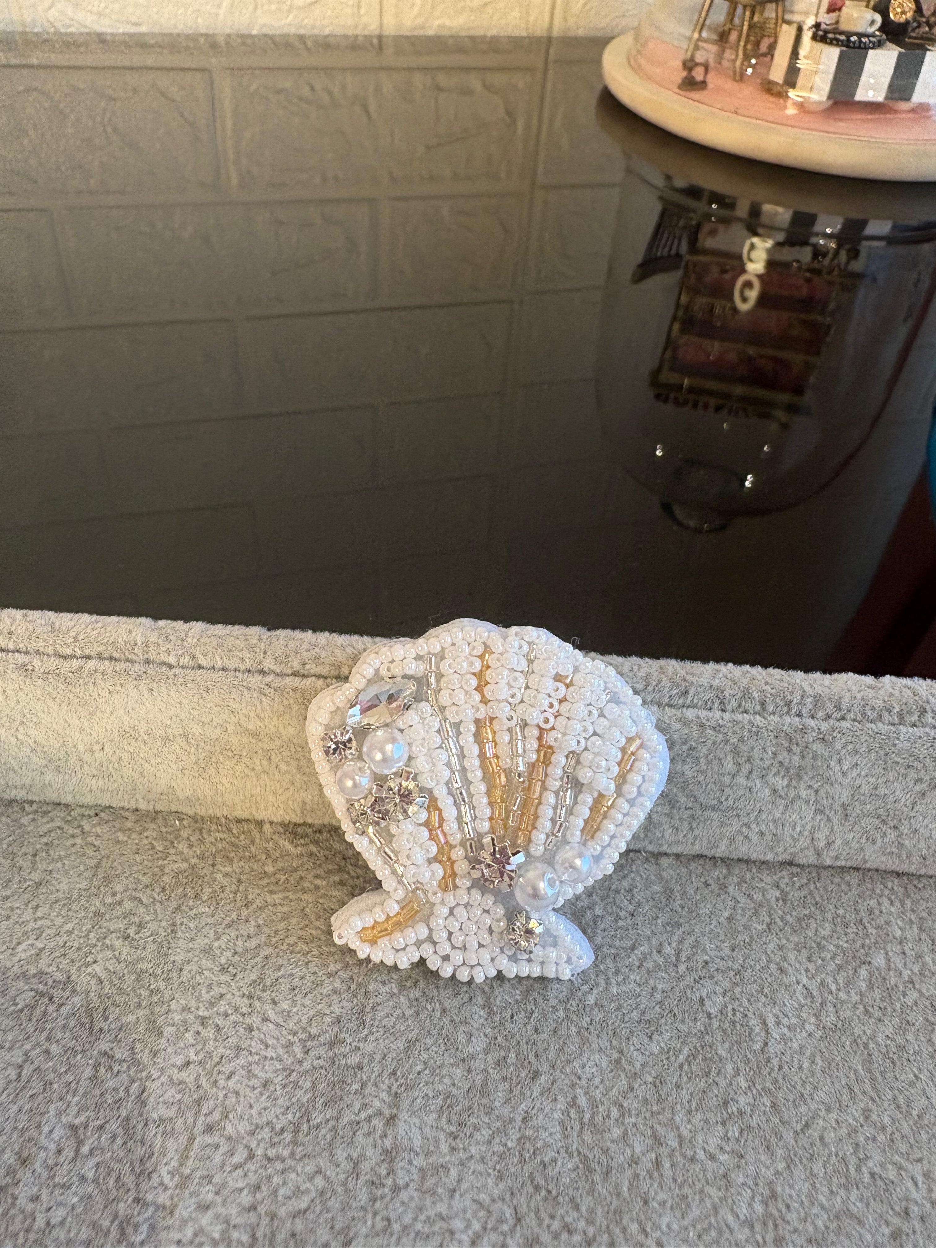 Shell We Shine Brooch