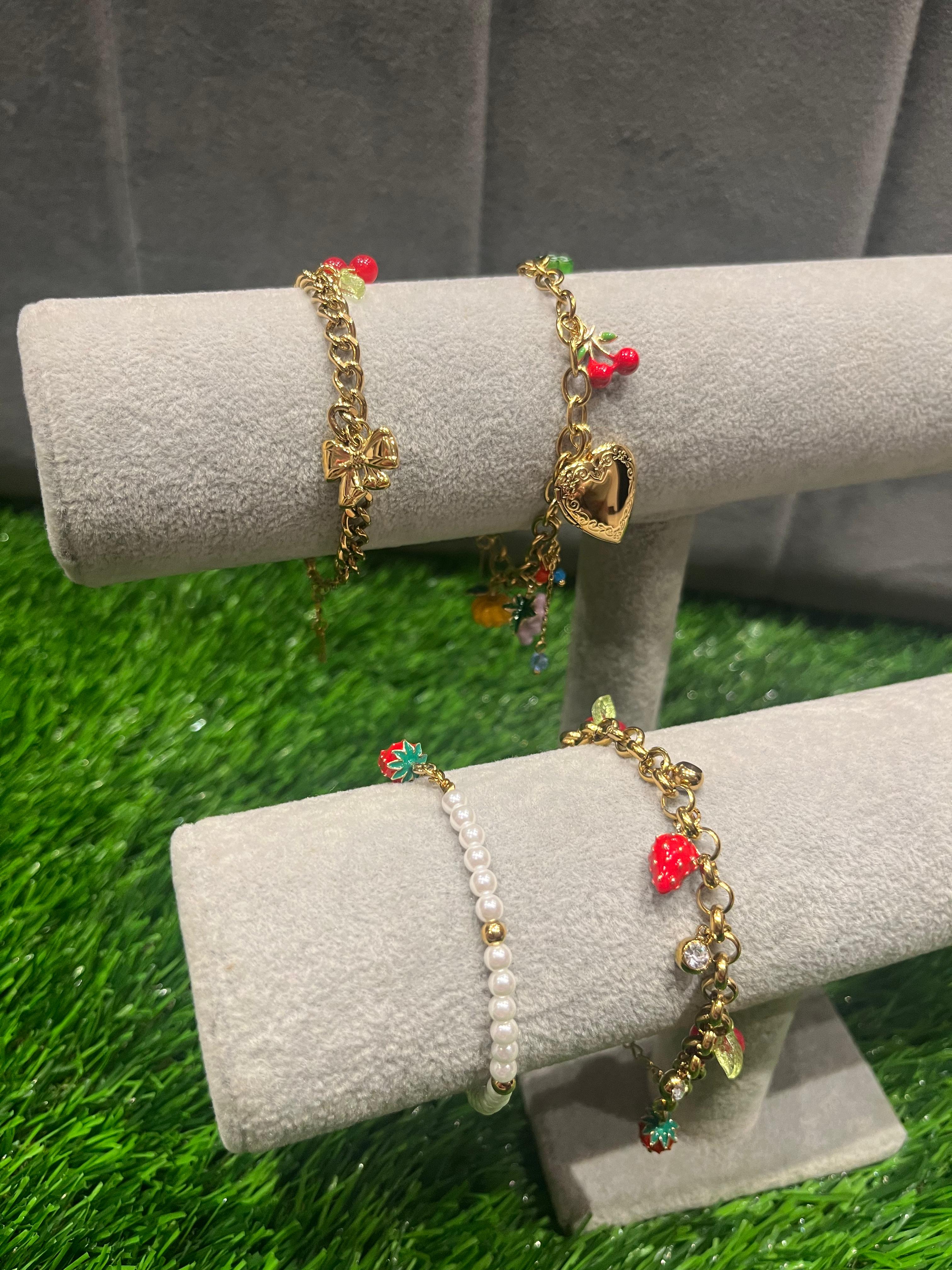 Berrylicious Glow Bracelet