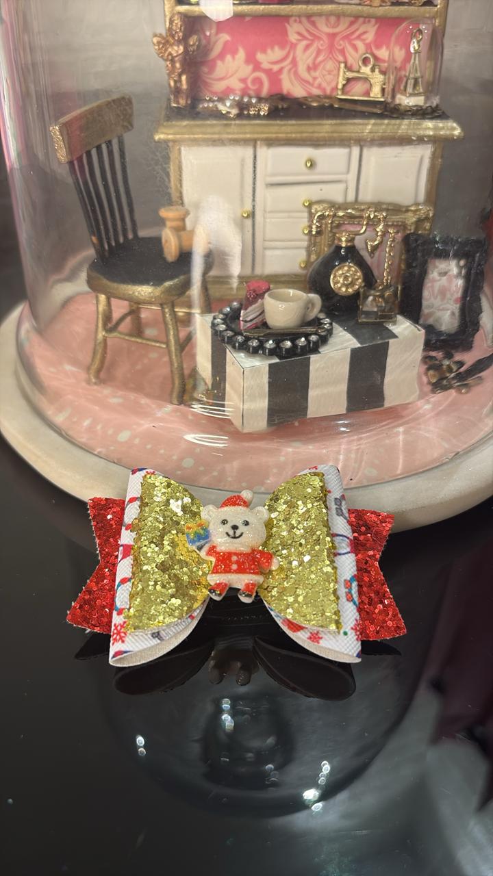 Merry Teddy Twist Hairbow