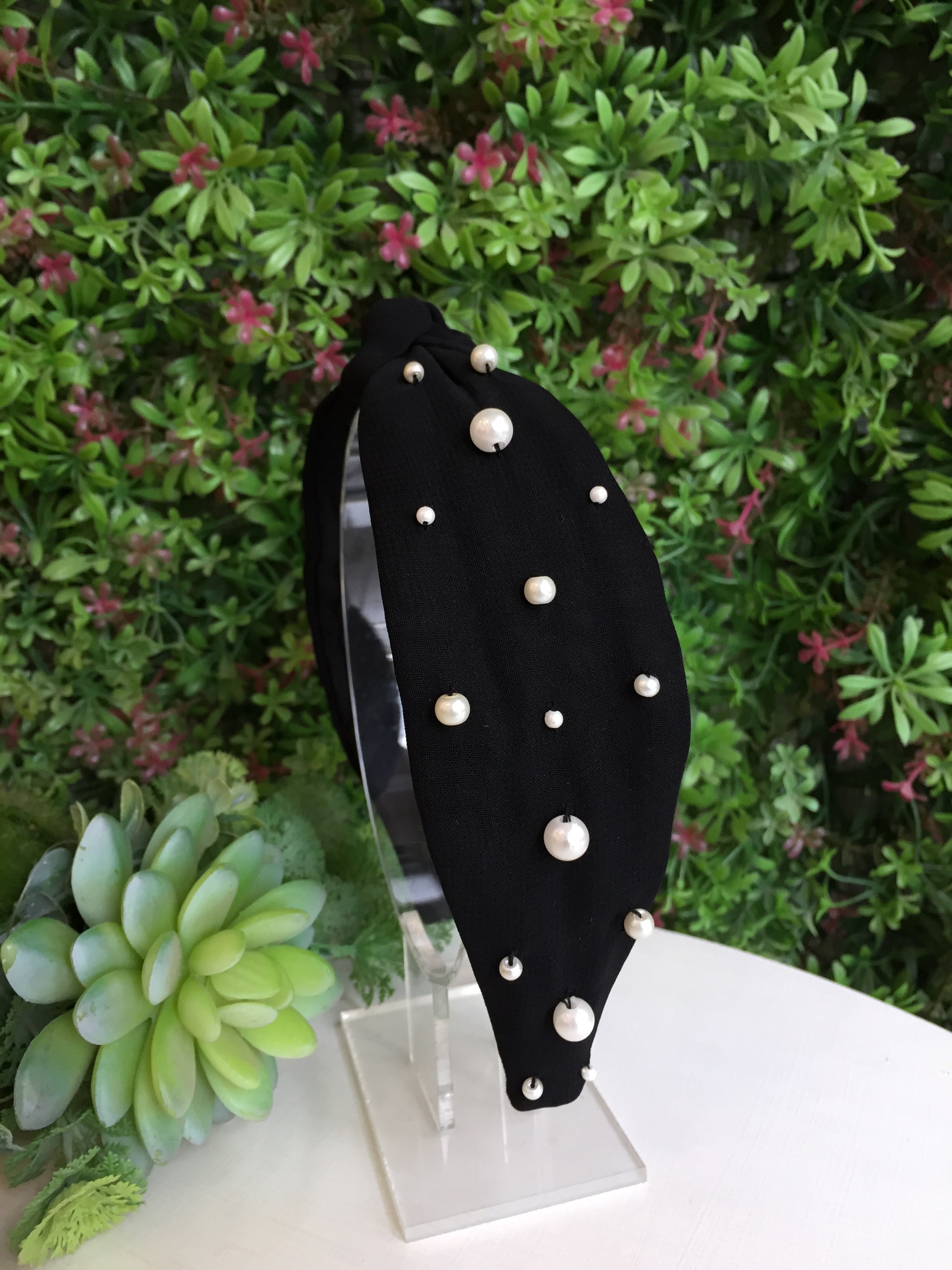 Black Knotted Pearly Turban Hairband