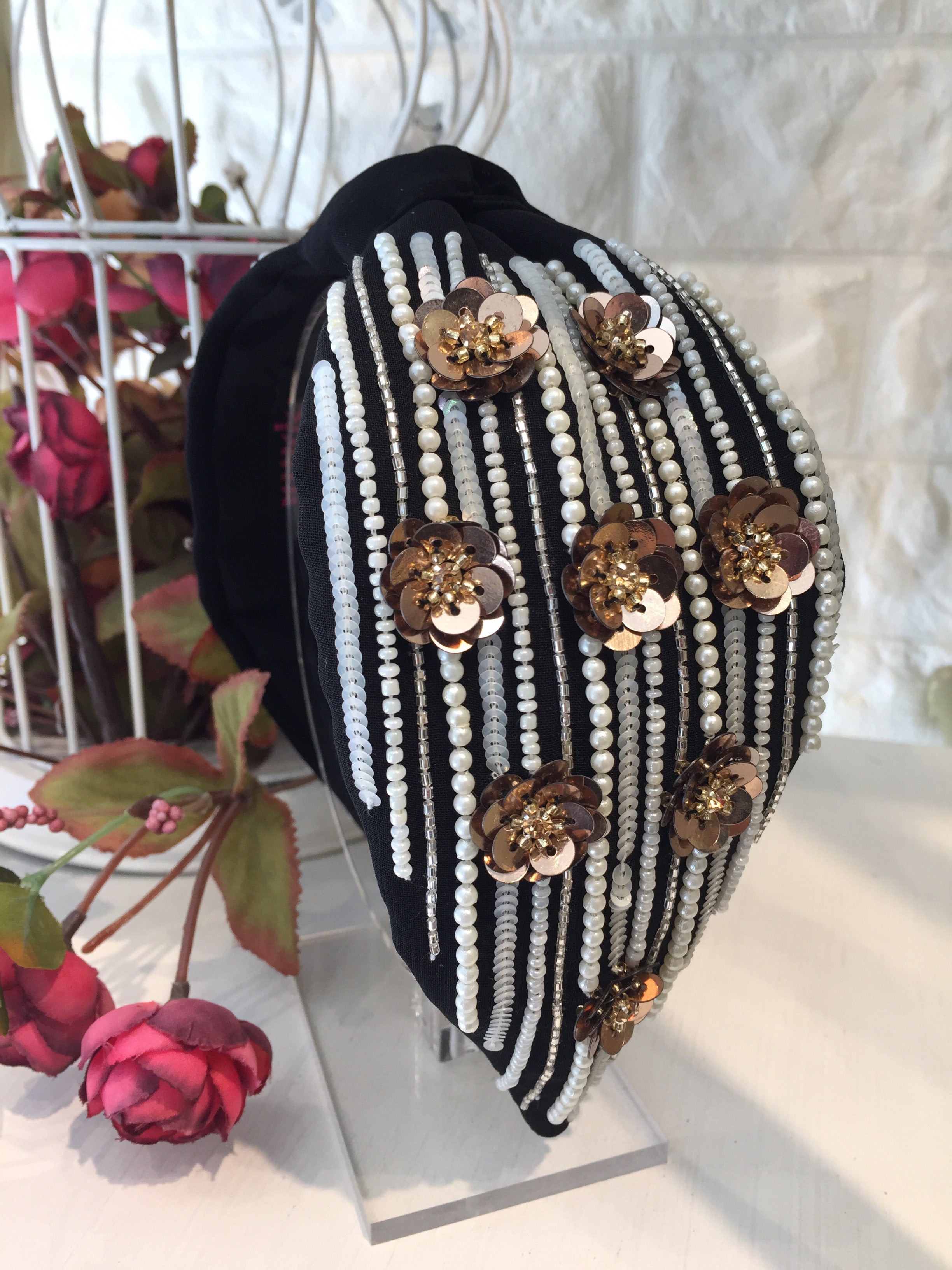 Floral Pearly Black Turban Hairband